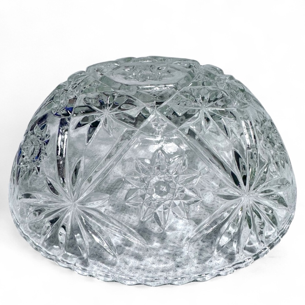 Vintage Anchor Hocking Clear Glass Bowl – Starburst & Daisy Pattern – 10.5” Wide - Picture 7 of 8